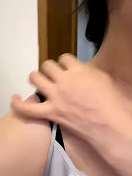 xiiuuff18 online show from September 2025 11:15:01 AM