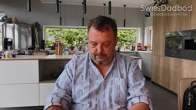 Snapshot of SwissDadbod chatting on September 2025 12:27:02 PM SwissDadbod online show from September 2025 12:27:02 PM