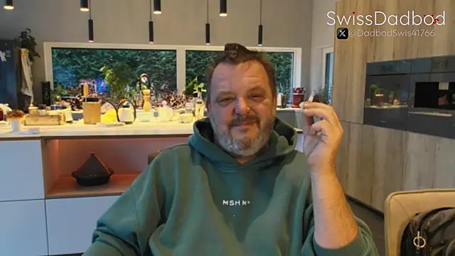 Snapshot of SwissDadbod chatting on September 2025 05:06:01 PM SwissDadbod online show from September 2025 05:06:01 PM