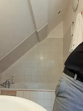 Snapshot of Devran464354 chatting on October 2025 11:09:01 AM Devran464354 online show from October 2025 11:09:01 AM