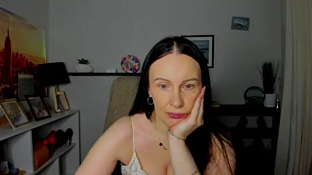 Snapshot of Velvet_Jasmine chatting on November 2025 06:25:01 AM Velvet Jasmine online show from November 2025 06:25:01 AM