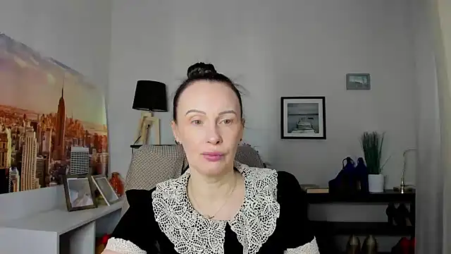 Velvet Jasmine online show from March 2026 07:27:02 AM