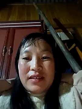 miss-su online show from December 2025 11:12:01 PM