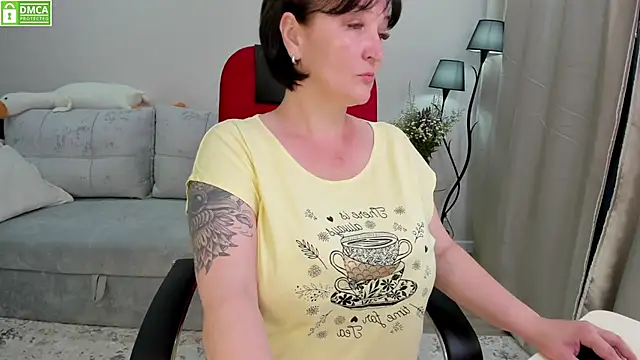 Sanata James online show from July 2026 02:36:02 PM