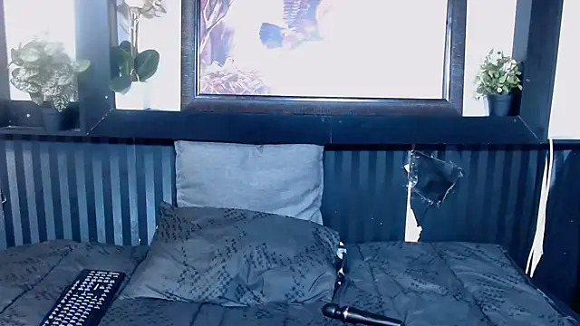 DarkQueen25x online show from October 2025 07:24:02 PM