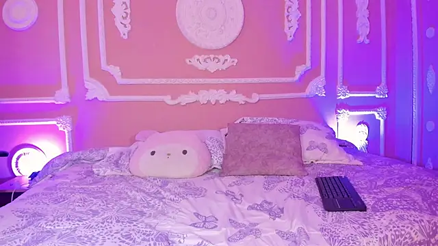 aitana johns online show from October 2025 12:17:01 PM