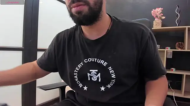 JhoanMontes online show from September 2025 07:58:02 PM