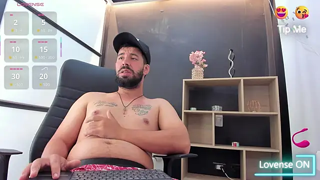 JhoanMontes online show from September 2025 07:51:02 AM