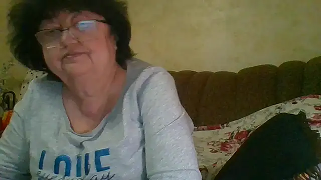 MilaSky5303 online show from December 2025 07:53:02 PM