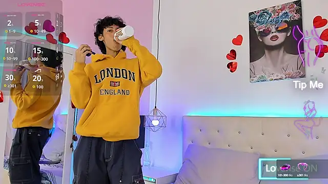 Snapshot of Thedoll_ethan7 chatting on October 2025 07:55:01 PM Thedoll ethan7 online show from October 2025 07:55:01 PM