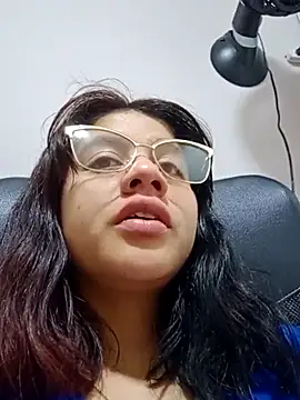 Julieth brown  online show from September 2025 12:10:01 PM