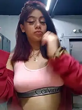 Julieth brown  online show from February 2026 07:53:02 PM