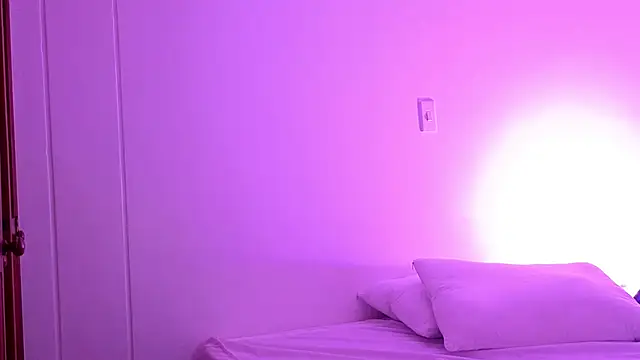 Snapshot of MoraInFire chatting on October 2025 12:55:02 AM MoraInFire online show from October 2025 12:55:02 AM