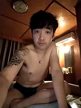 Snapshot of moaman190 chatting on November 2025 01:57:01 PM moaman190 online show from November 2025 01:57:01 PM