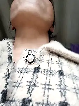 Maymay0033 online show from November 2025 09:37:02 AM