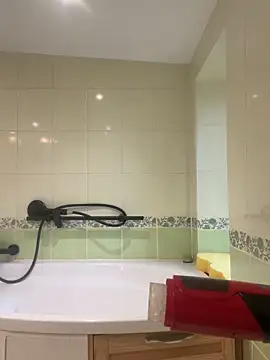 Snapshot of Dickii21 chatting on October 2025 03:09:02 PM Dickii21 online show from October 2025 03:09:02 PM