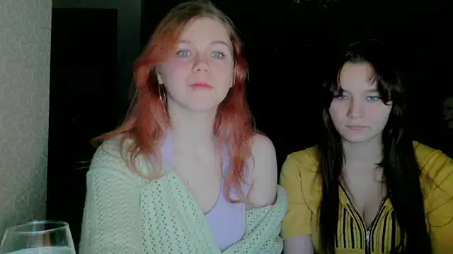 Poppy sun online show from November 2025 04:40:01 PM