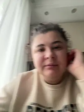 Snapshot of AliceCurlyX chatting on February 2026 11:50:01 AM AliceCurlyX online show from February 2026 11:50:01 AM