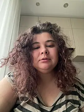 Snapshot of AliceCurlyX chatting on February 2026 09:41:02 AM AliceCurlyX online show from February 2026 09:41:02 AM