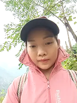 Snapshot of Ananine chatting on November 2025 06:19:01 AM Ananine online show from November 2025 06:19:01 AM