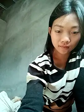 Snapshot of Ananine chatting on December 2025 06:10:01 AM Ananine online show from December 2025 06:10:01 AM