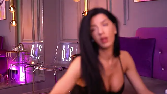 Snapshot of StephieRouse chatting on September 2025 05:53:01 AM StephieRouse online show from September 2025 05:53:01 AM