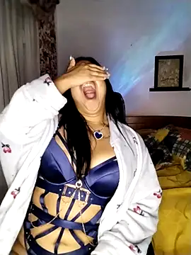 Tigresa23 online show from November 2025 04:12:01 AM