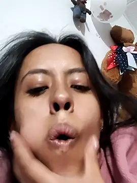 Queen Ashly online show from September 2025 02:59:02 AM