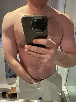 Manchestermuscles1988 online show from April 2026 07:18:02 PM