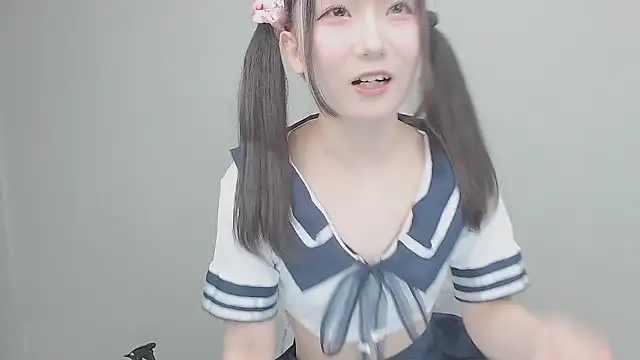 Snapshot of Hanna_xxx_cute chatting on November 2025 11:24:01 AM Hanna xxx cute online show from November 2025 11:24:01 AM