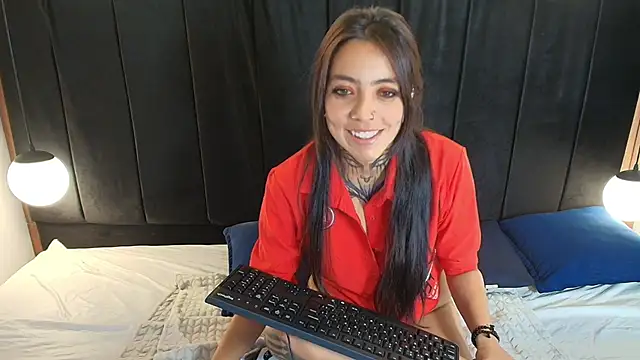 Snapshot of LiaMonroee_ chatting on March 2026 12:12:02 PM LiaMonroee online show from March 2026 12:12:02 PM