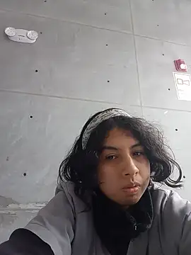 Syndel23 online show from September 2025 05:02:01 PM