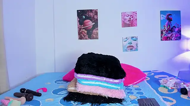 hailey hadid online show from January 2026 06:53:01 PM