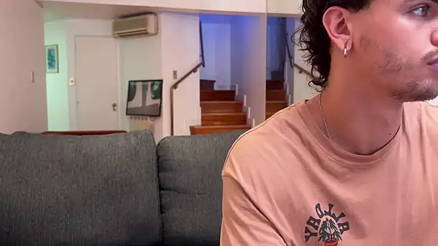 lenruy online show from February 2026 01:35:02 AM