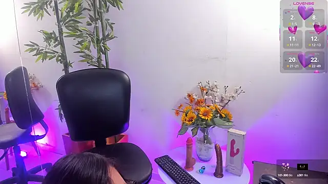 Snapshot of KendallJay chatting on September 2025 09:15:02 PM KendallJay online show from September 2025 09:15:02 PM