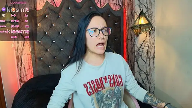 Snapshot of Zami_Escobar_of chatting on September 2025 06:52:01 PM Zami Escobar of online show from September 2025 06:52:01 PM