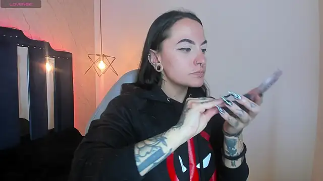 Snapshot of Zami_Escobar_of chatting on September 2025 07:30:02 PM Zami Escobar of online show from September 2025 07:30:02 PM