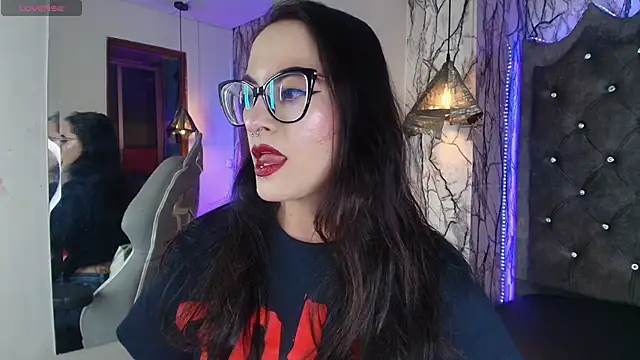 Snapshot of Zami_Escobar_of chatting on October 2025 07:33:02 PM Zami Escobar of online show from October 2025 07:33:02 PM