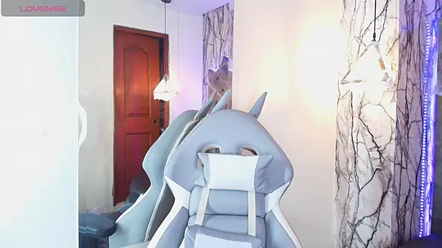 Snapshot of Zami_Escobar_of chatting on October 2025 07:03:02 PM Zami Escobar of online show from October 2025 07:03:02 PM