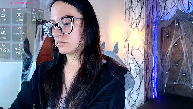 Snapshot of Zami_Escobar_of chatting on October 2025 06:41:01 PM Zami Escobar of online show from October 2025 06:41:01 PM