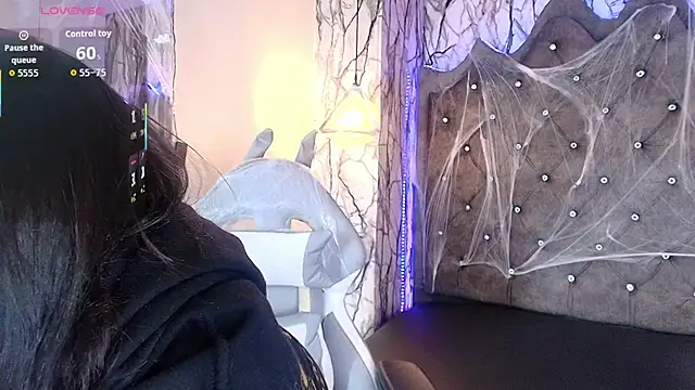 Snapshot of Zami_Escobar_of chatting on November 2025 08:11:01 PM Zami Escobar of online show from November 2025 08:11:01 PM