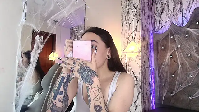 Snapshot of Zami_Escobar_of chatting on November 2025 06:40:02 PM Zami Escobar of online show from November 2025 06:40:02 PM