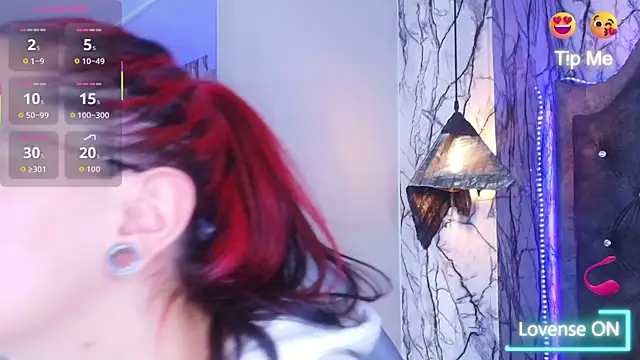 Zami Escobar of online show from March 2026 06:58:01 PM