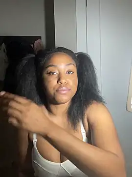 princesslivv online show from March 2026 03:23:02 AM