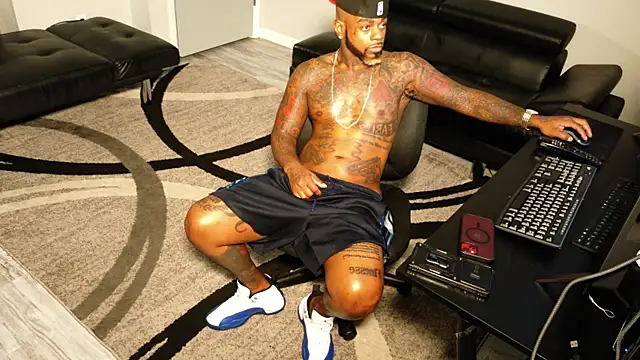 SLANGONDEMHOES online show from October 2025 05:30:01 PM