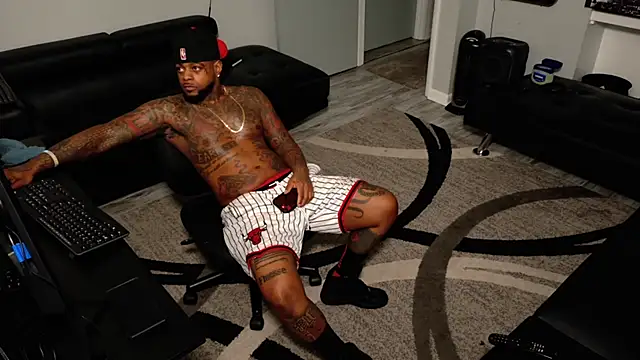 SLANGONDEMHOES online show from February 2026 06:13:01 PM