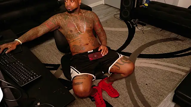 SLANGONDEMHOES online show from May 2026 04:57:02 PM