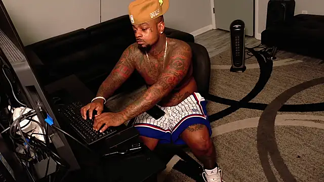 SLANGONDEMHOES online show from May 2026 04:26:01 PM