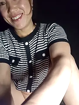 Fienjr online show from November 2025 06:13:01 PM