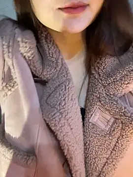 Hinne07 online show from January 2026 02:55:02 PM